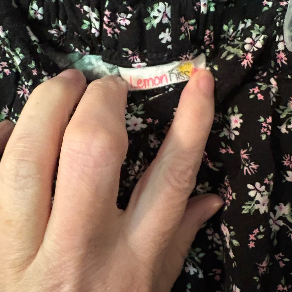 LEMON KISS BRAND Floral Black and White Button-Up Kids SZ-4T Outfit. - Picture 6 of 9